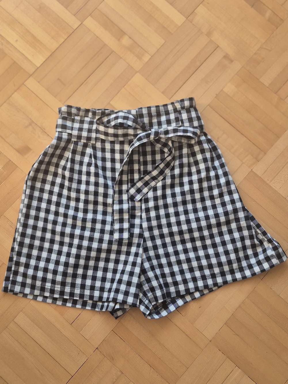 Laundry By Shelli Segal Black & White Gingham High Waist Tie-Front Shorts